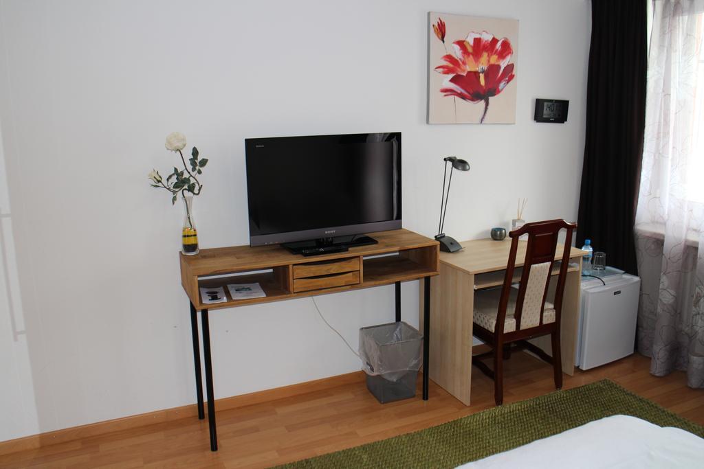 City Hotel เว็ททิงเงน ภายนอก รูปภาพ
