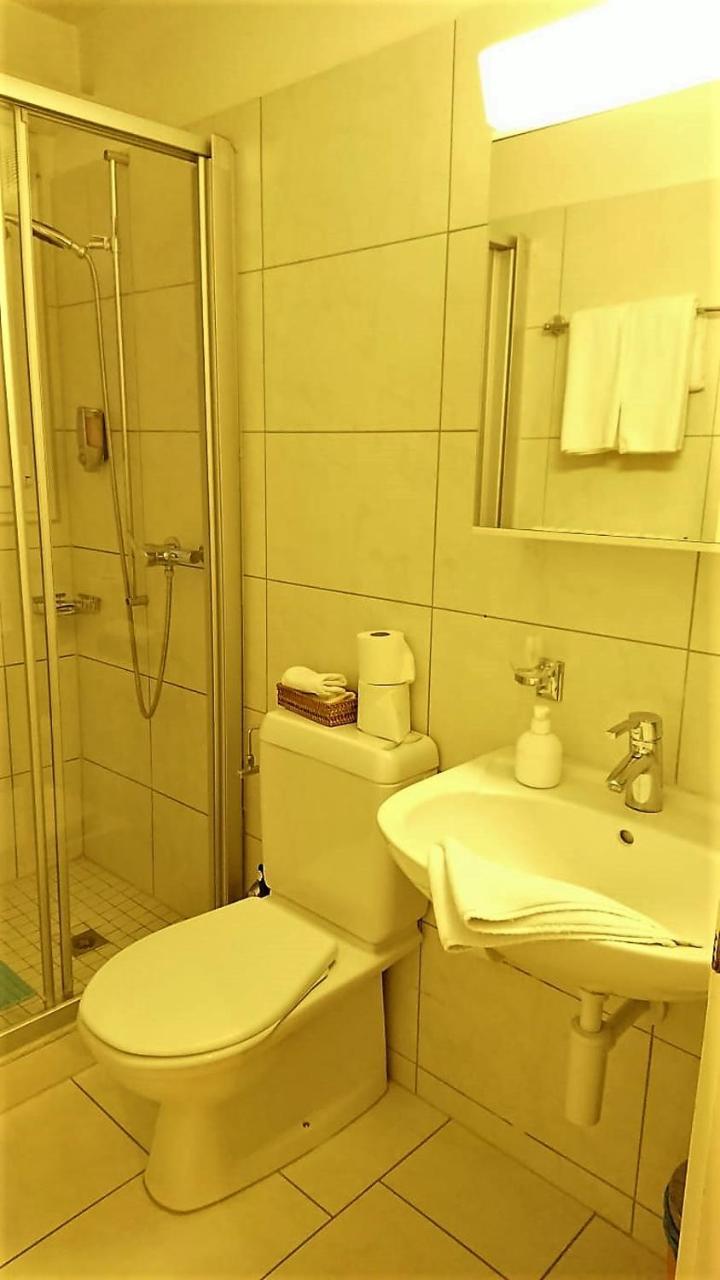 City Hotel เว็ททิงเงน ภายนอก รูปภาพ